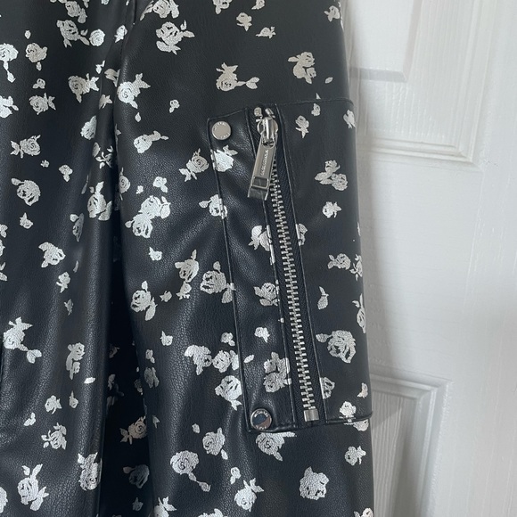 Micheal Kors Jacket - Picture 7 of 9